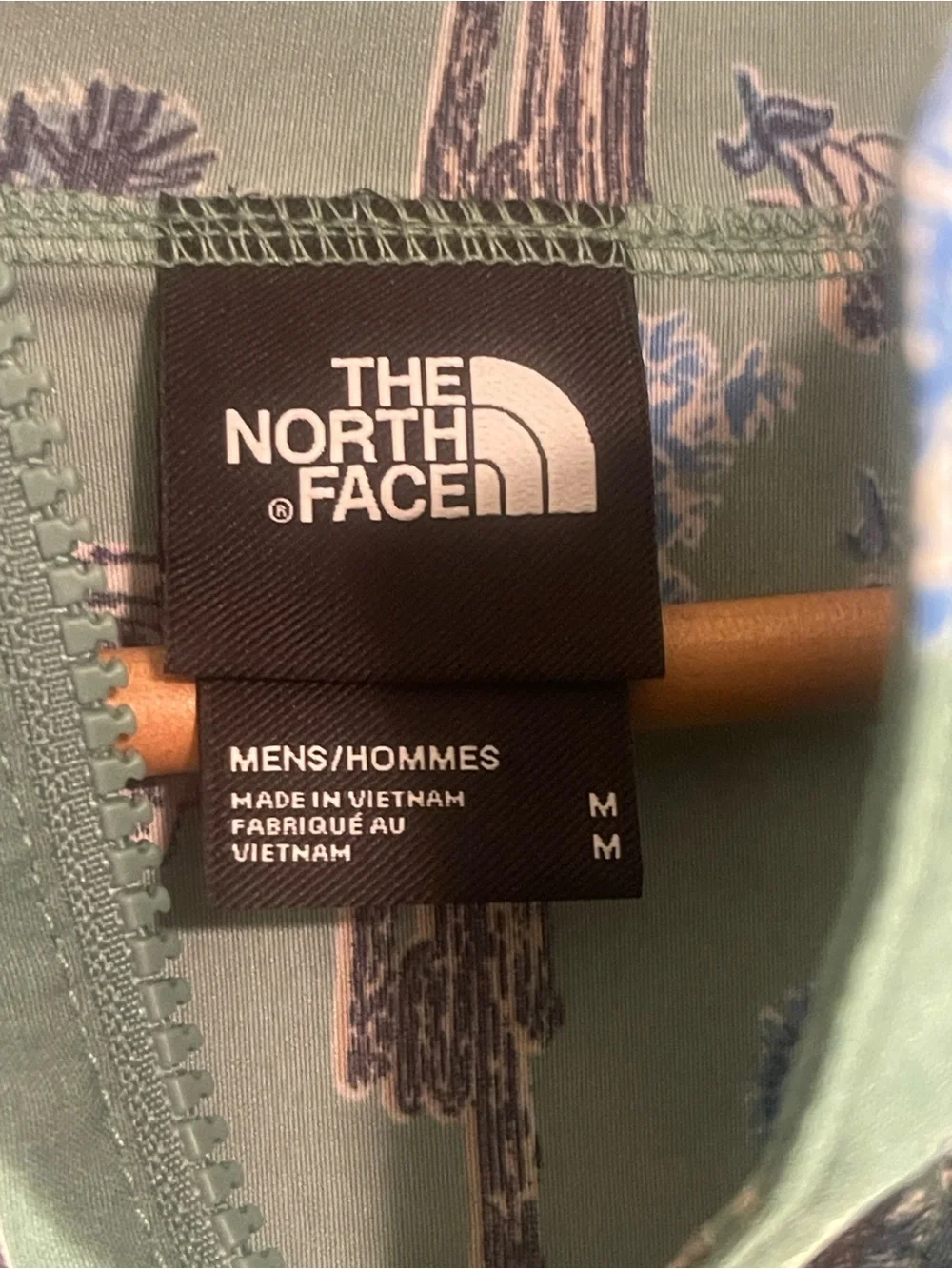 The North Face Men's Green Cactus Print Half-Zip Hoodie
